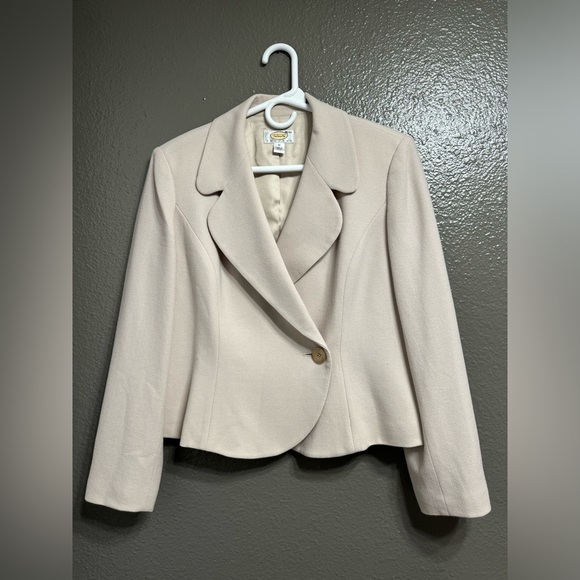 Talbots Jackets & Blazers - Talbots blazer size 10 petite 100% wool